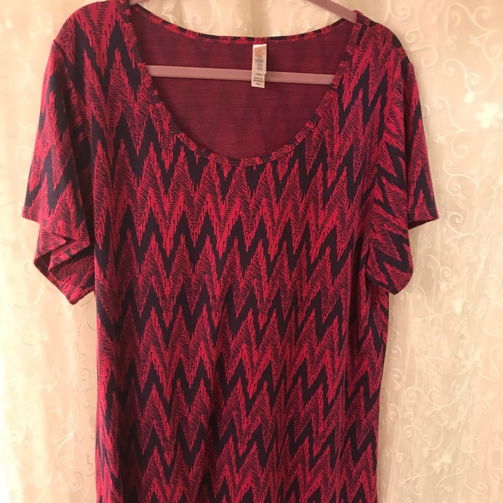 Beautiful Chevron LuLaRoe Classic Tee